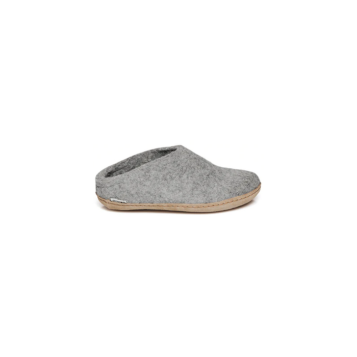 Glerups slip-ons leather sole in grey side view