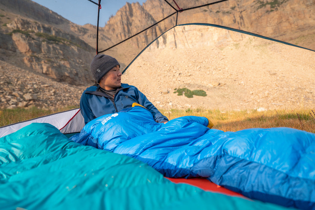 Down vs Synthetic Sleeping Bags: Which one to choose?